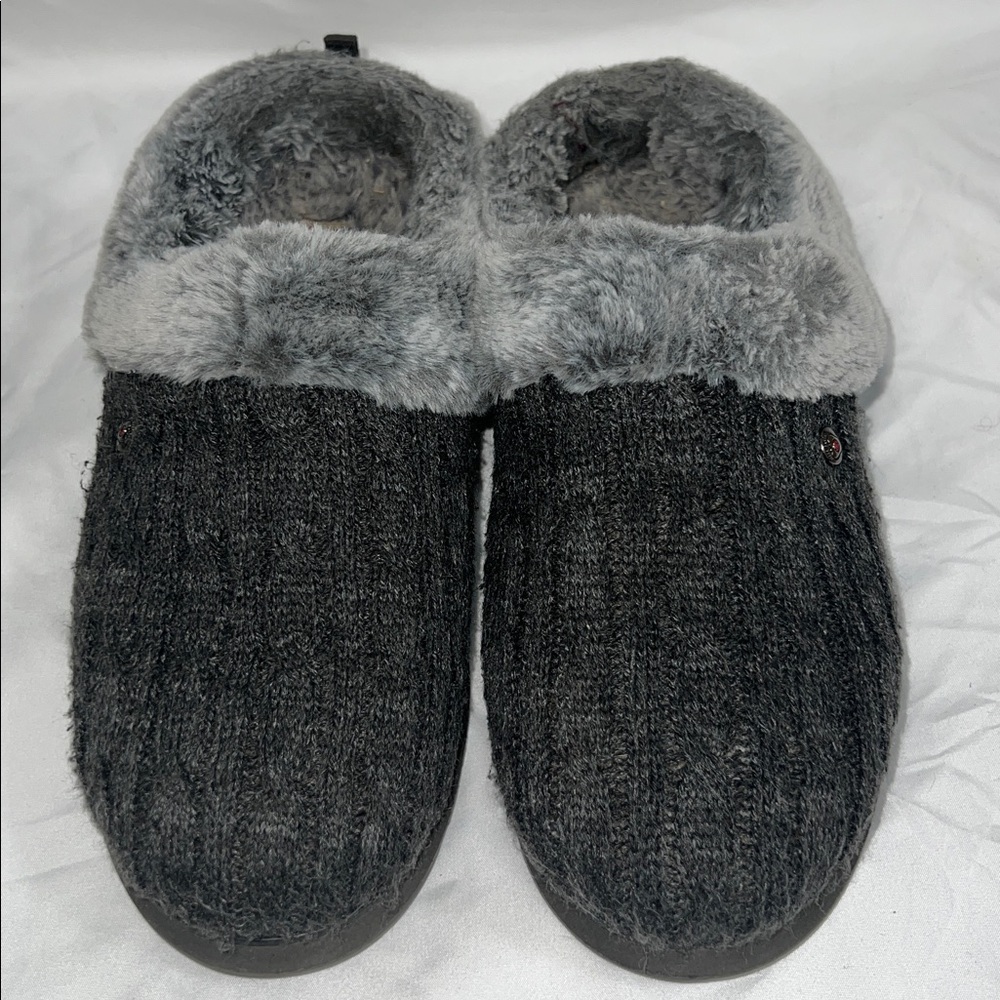 Skechers Gray Plush Slippers